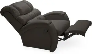 Poltrona do Papai Imperial Reclinável com apoio para os pés estendido, estofado acolchoado e alavanca lateral para ajuste de posição.